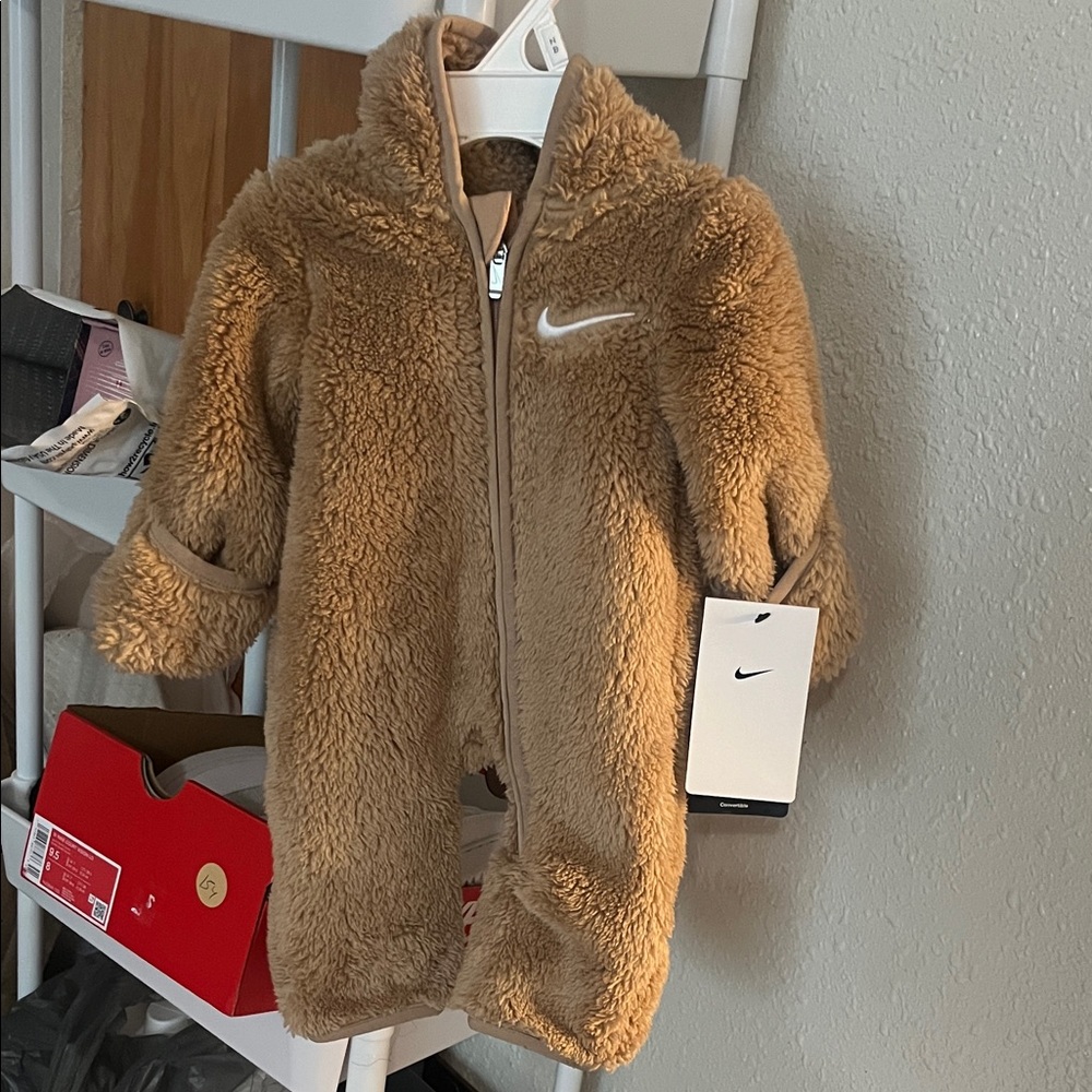 Nike Cozy Tan Fleece Footie